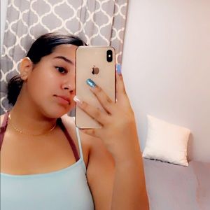 Meet your Posher, Isabella